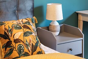 Pet-friendly Spadochroniarzy by Renters