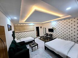 Grand Taj Hotel