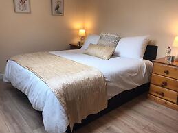 Helens House Derry City Centre Remarkable 3-bed