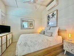 Sweet Creek Cottage, Palm Cove