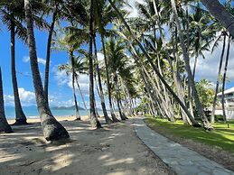 Sweet Creek Cottage, Palm Cove