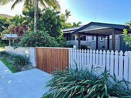 Sweet Creek Cottage, Palm Cove