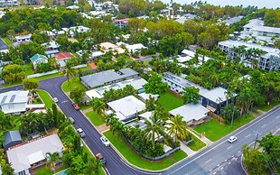 Sweet Creek Cottage, Palm Cove