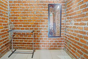 OYO 90279 Wartawan De Mansion