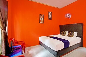 OYO 90279 Wartawan De Mansion