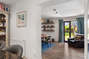 Woodfield House - Beautiful Tenby Cottage