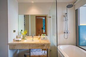 Seaesta Nha Trang Hotel