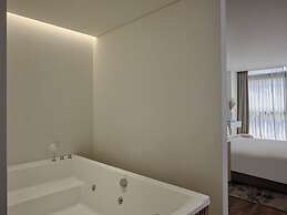 Nur Aparthotel Athens