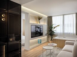 Nur Aparthotel Athens