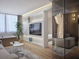 Nur Aparthotel Athens