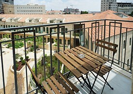 Yehuda Market Suite