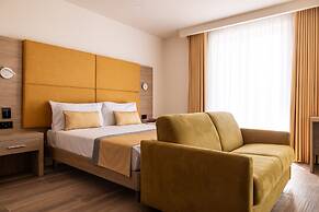 C'est La Vie Boutik Swieqi