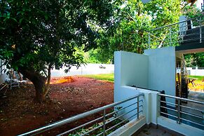 Queens Paradise Estate