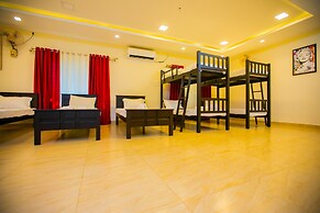 Queens Paradise Estate