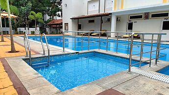 Queens Paradise Estate