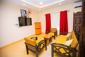 Queens Paradise Estate