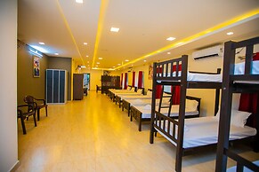 Queens Paradise Estate