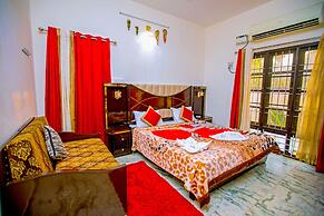 Queens Paradise Estate