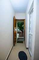 Queens Paradise Estate