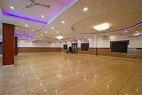 Hotel YashoGopal Resortico