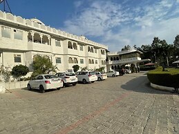 Gold Nest Rubystone Heritage