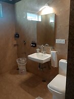 Gold Nest Rubystone Heritage