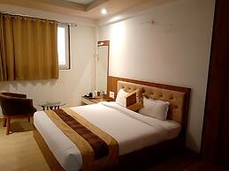 Gold Nest Rubystone Heritage