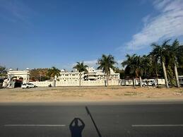 Gold Nest Rubystone Heritage