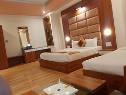 Gold Nest Rubystone Heritage