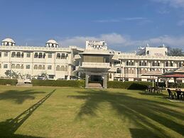 Gold Nest Rubystone Heritage