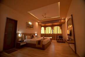 Gold Nest Rubystone Heritage