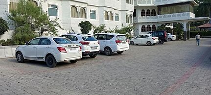 Gold Nest Rubystone Heritage