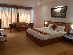 Gold Nest Rubystone Heritage