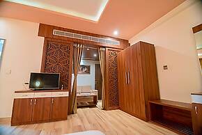 Gold Nest Rubystone Heritage