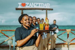 Sunny Palms Beach Bungalows