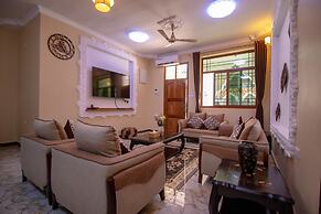 Sunny Palms Beach Bungalows