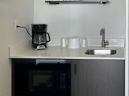 Studio 6 Galveston, TX