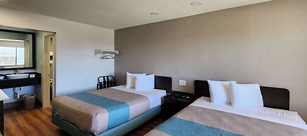 Studio 6 Webster, TX Houston - NASA Lake