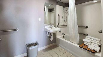 Studio 6 Webster, TX Houston - NASA Lake