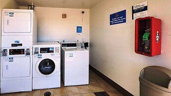 Studio 6 Webster, TX Houston - NASA Lake