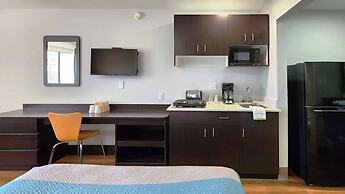 Studio 6 Webster, TX Houston - NASA Lake