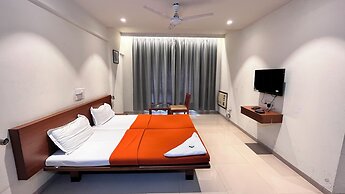 Hotel Sumanchandra Suites