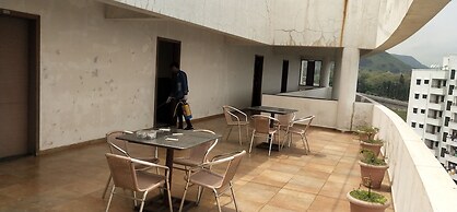 Hotel Sumanchandra Suites