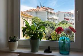 Cool Attic apt w Gallery, in the Heart of Split