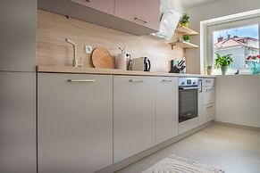 Cool Attic apt w Gallery, in the Heart of Split