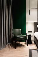 Dostyk Business Hotel