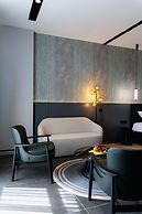 Dostyk Business Hotel