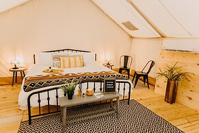 Timberline Glamping at Unicoi State Park