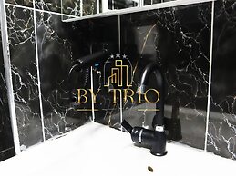 By Trio Hotel