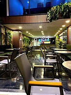 By Trio Hotel